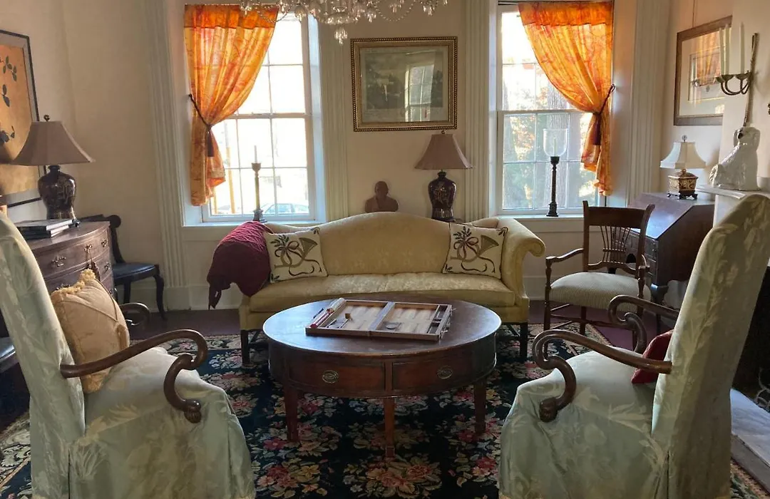 The Federal House-1