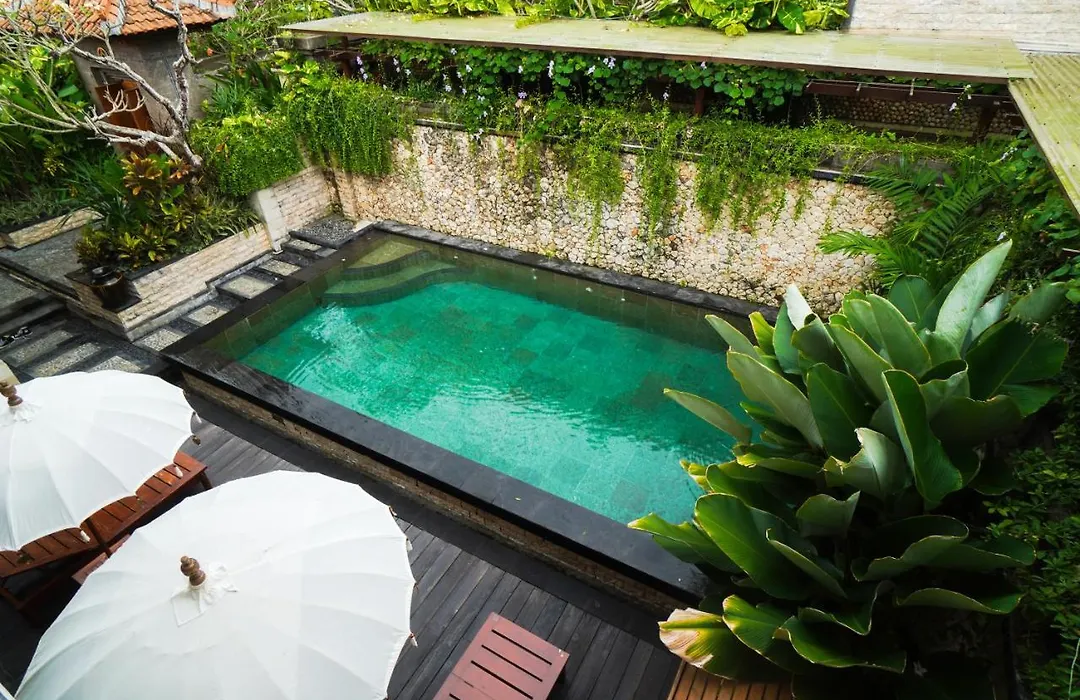 Giri Bhagawan Villas & Spa-1