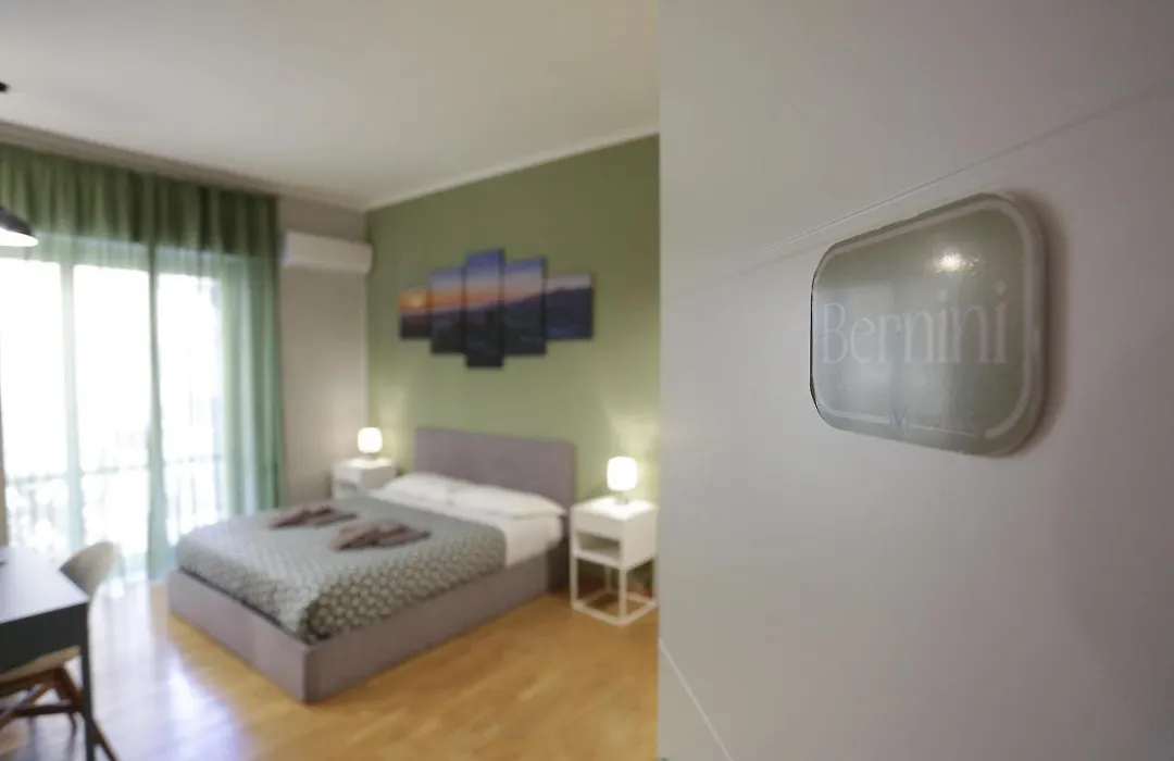 Vomero Maison-1