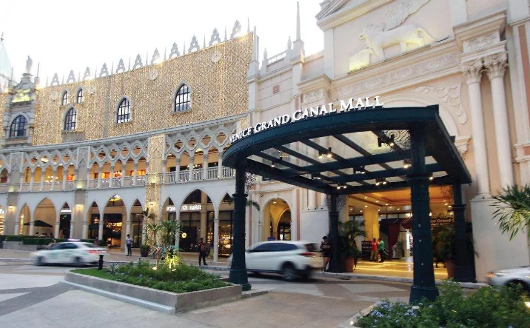 Venice Luxury Residences-1