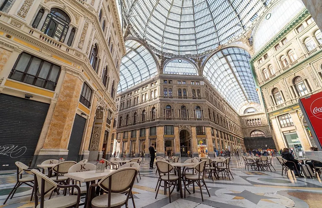P.C. Boutique H. LifeStyle, Napoli Centro, by ClaPa Group Dislocated Hospitality-1