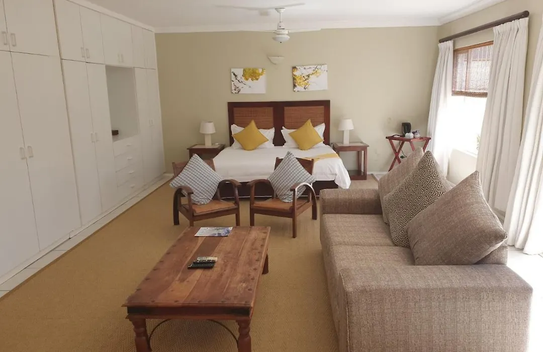 Ingwe Manor Guesthouse-1