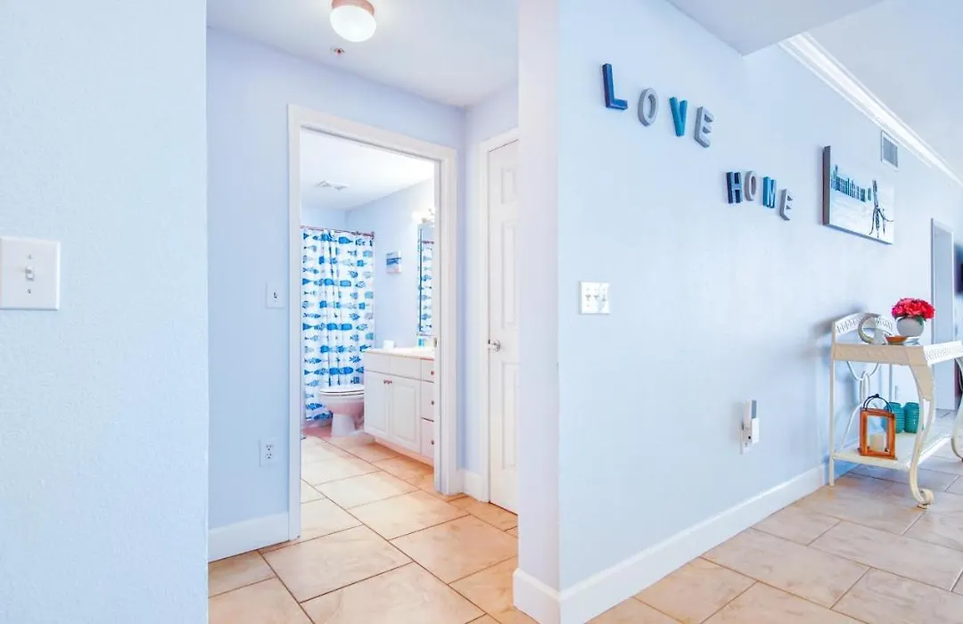 Beachfront Spacious Renovated Condo - Pools, Hot Hub, Spa - Walk To Pier Park In Pcb-1