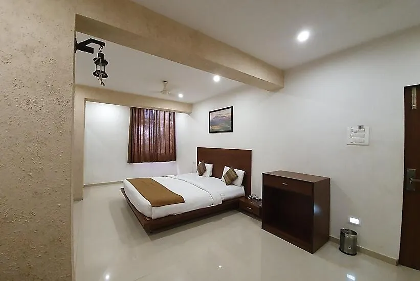 Hotel Montana Nx-1