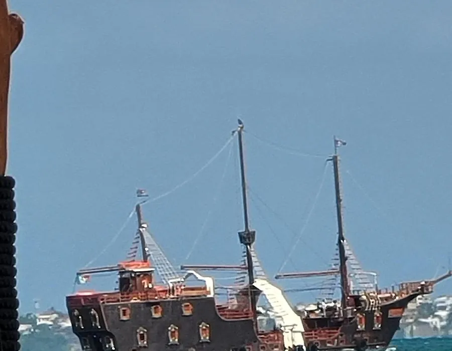 Stanza Mare Luna 180M Ferrys Isla Mujeres-1