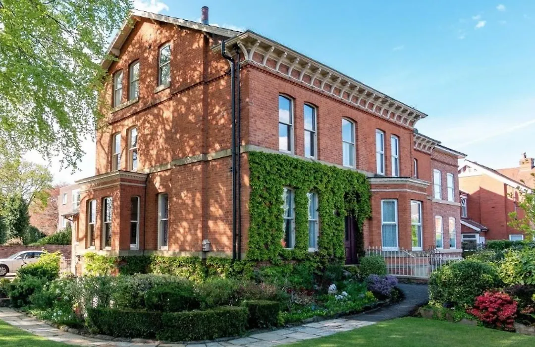 Cornerstone Manor Hotel-1