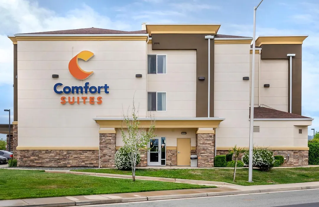 Comfort Suites Redding - Shasta Lake-1