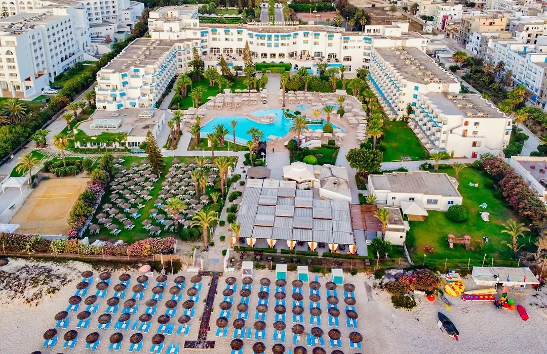 Sentido Bellevue Park-1