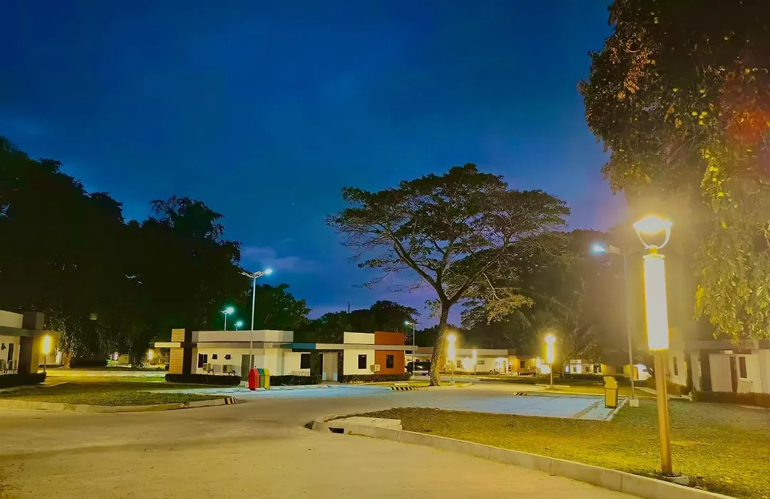 Aurora Villas And Cabin Resort-1