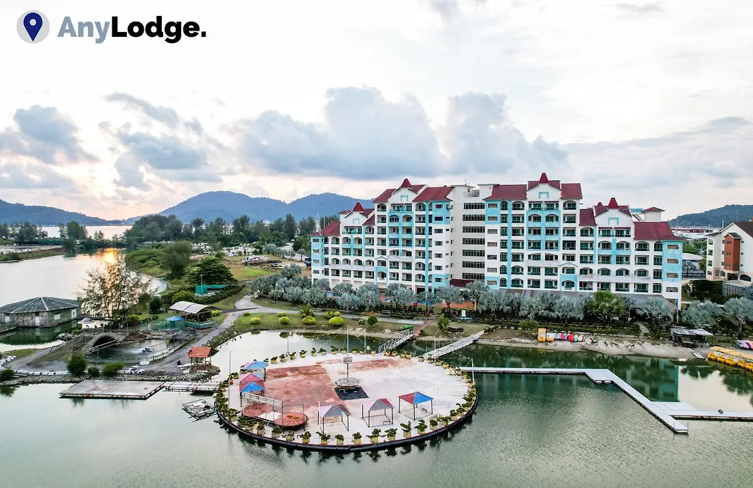 Anylodge Waterfront Marina Island Pangkor-Lumut-1