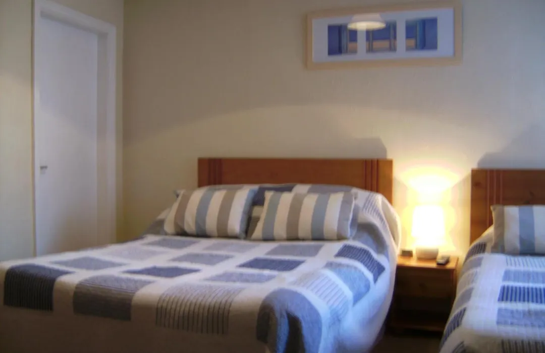 Dolphin Guesthouse-1