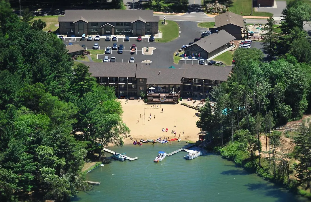 Sunset Bay Resort & Suites-1