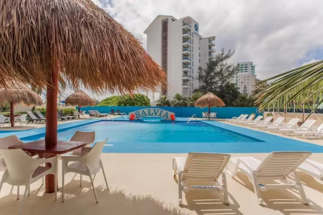 Stunning! 2 Bdrm Beach/Oceanfront Condo On Cancun Beach - Hotel Zone-1
