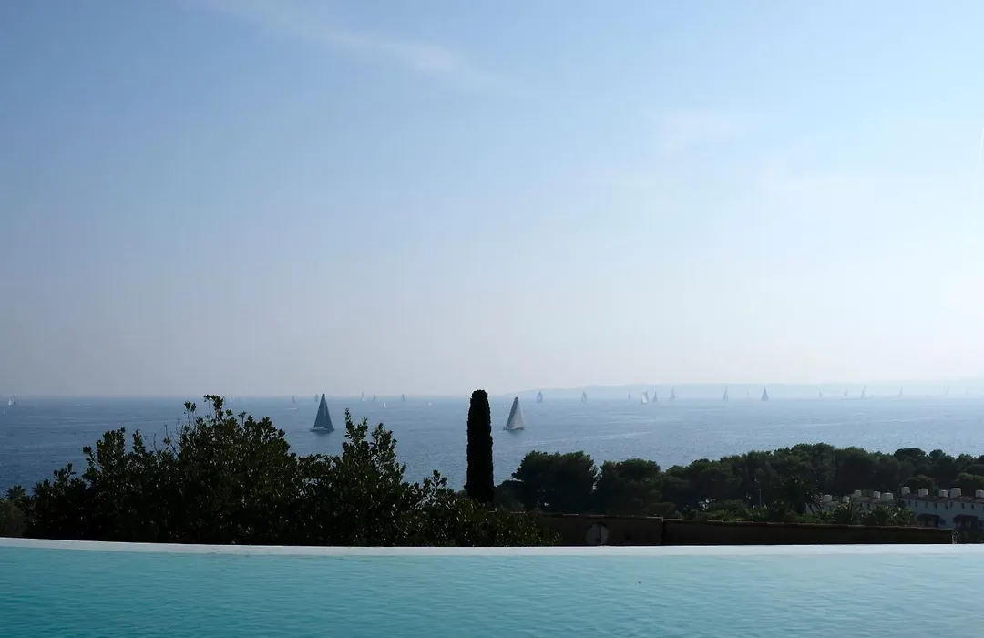 Maison Lumio-1