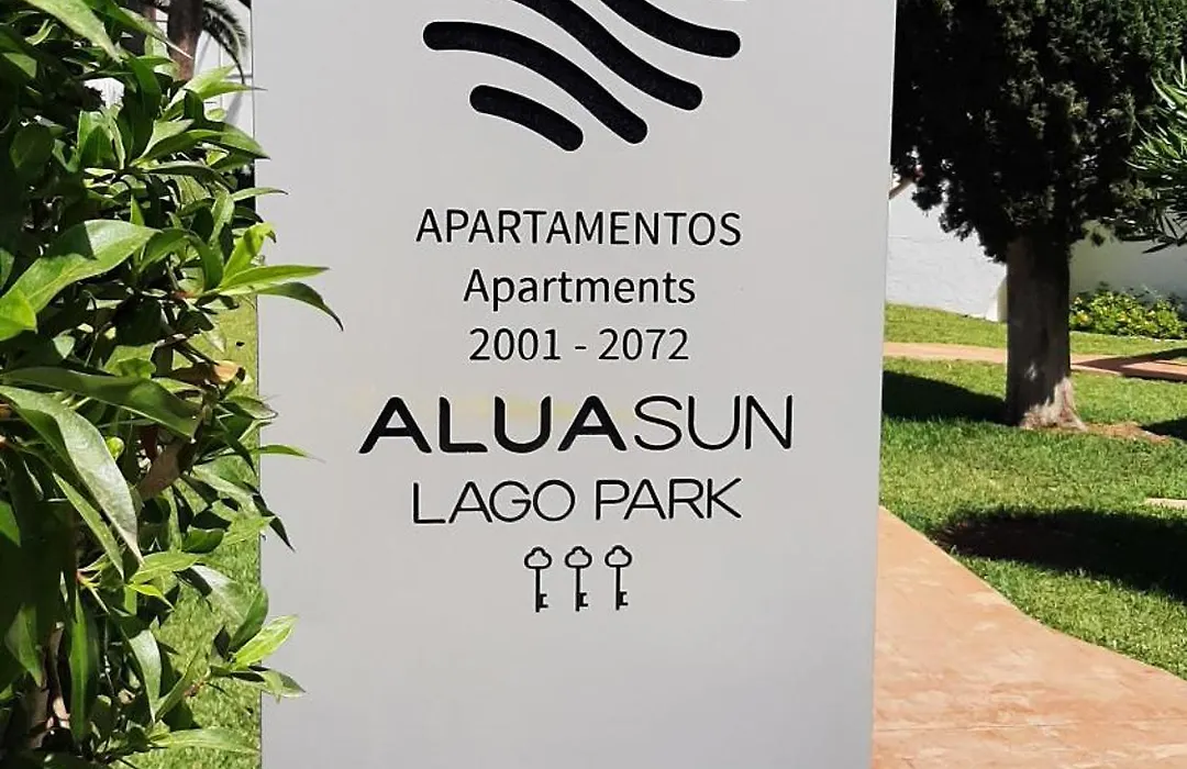 Aparthotel Flora Park & Aquarock-1