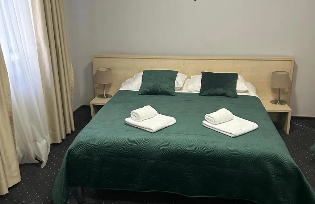Hotel Pacific-1