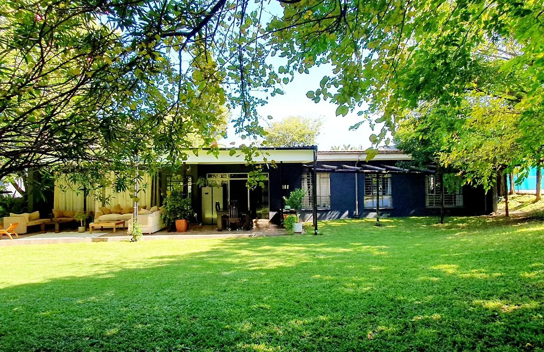 Sandton Guesthouse 4 Bedrooms 3Baths Pool Tennis Court Free Wifi-1