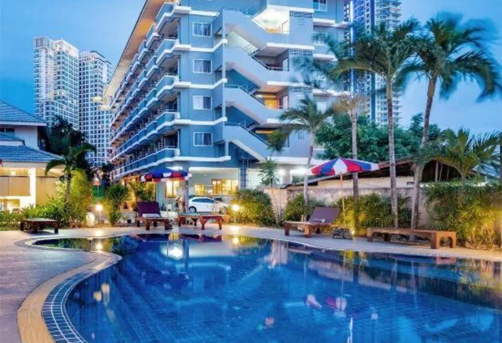 Tycoon Place Garden-1