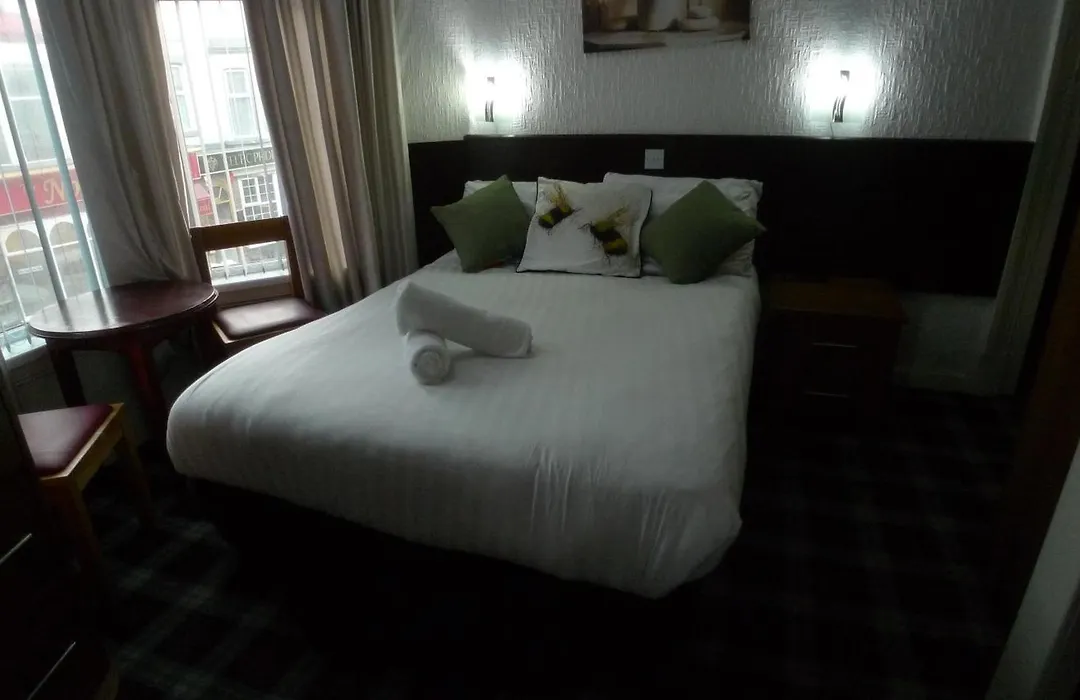Fairway Hotel-1