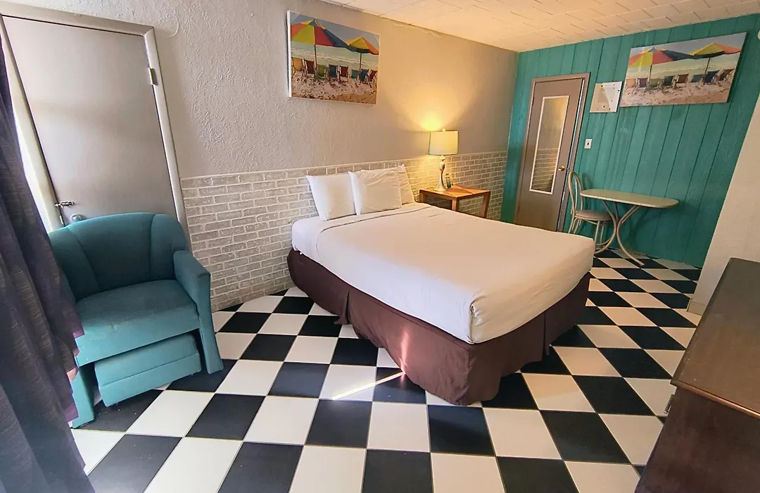Monaco Motel - Wildwood Beach & Boardwalk-1