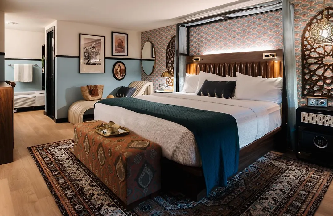 Uncommoner Hotel By Reverie Boutique Collection-1
