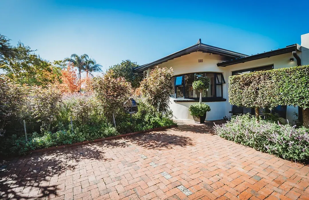 Acorn Guest House-1