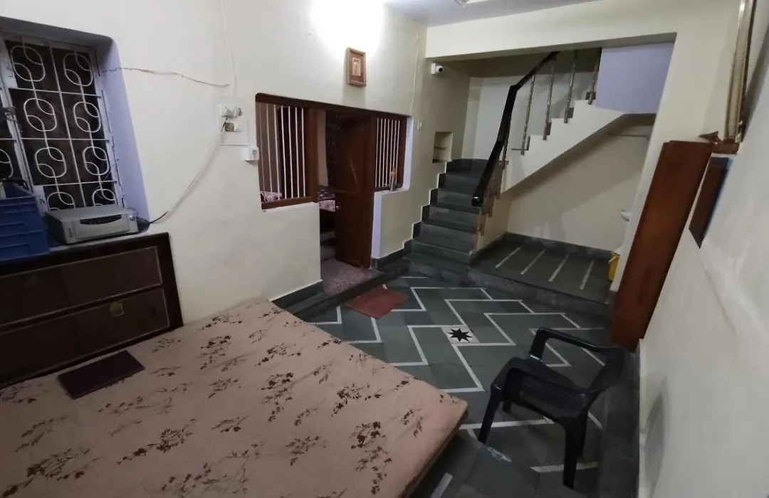 Heritage Homestay At Old City Near Holy Ganges-1