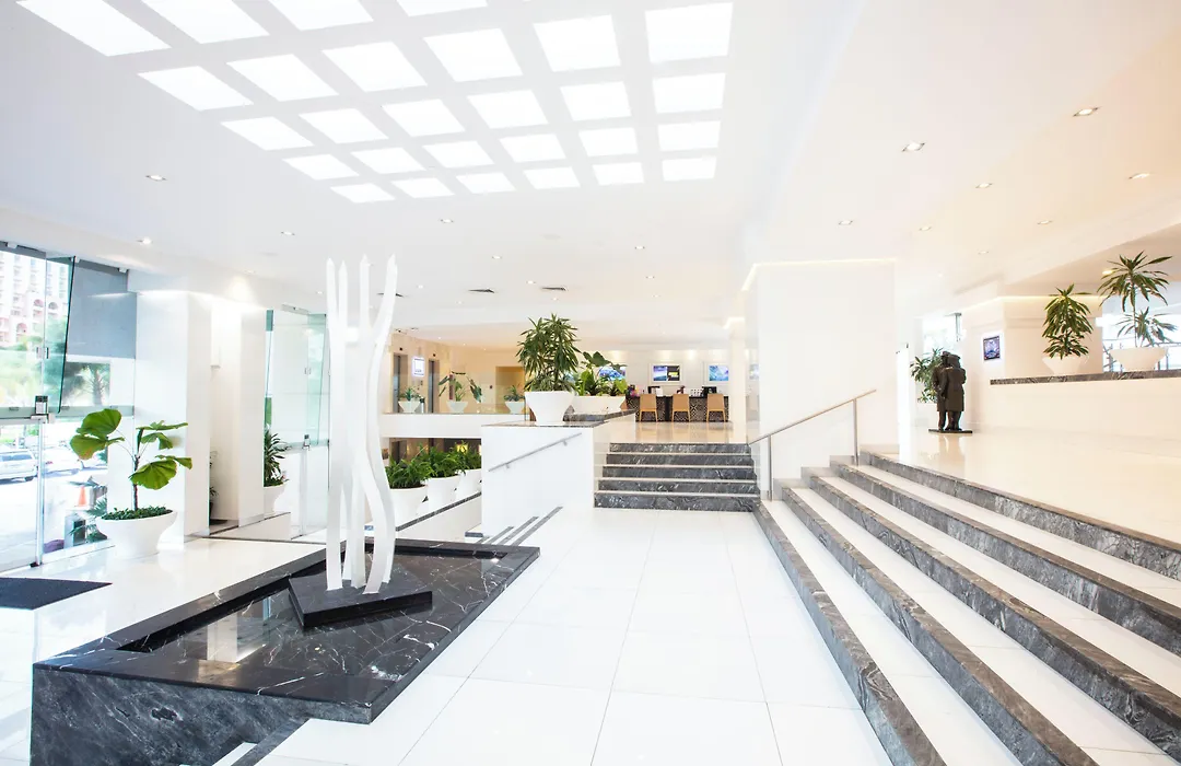 Krystal Cancun-1