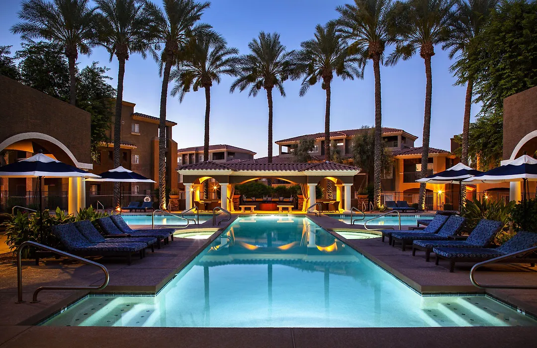 Luxury Condos By Meridian Condoresorts- Scottsdale-1