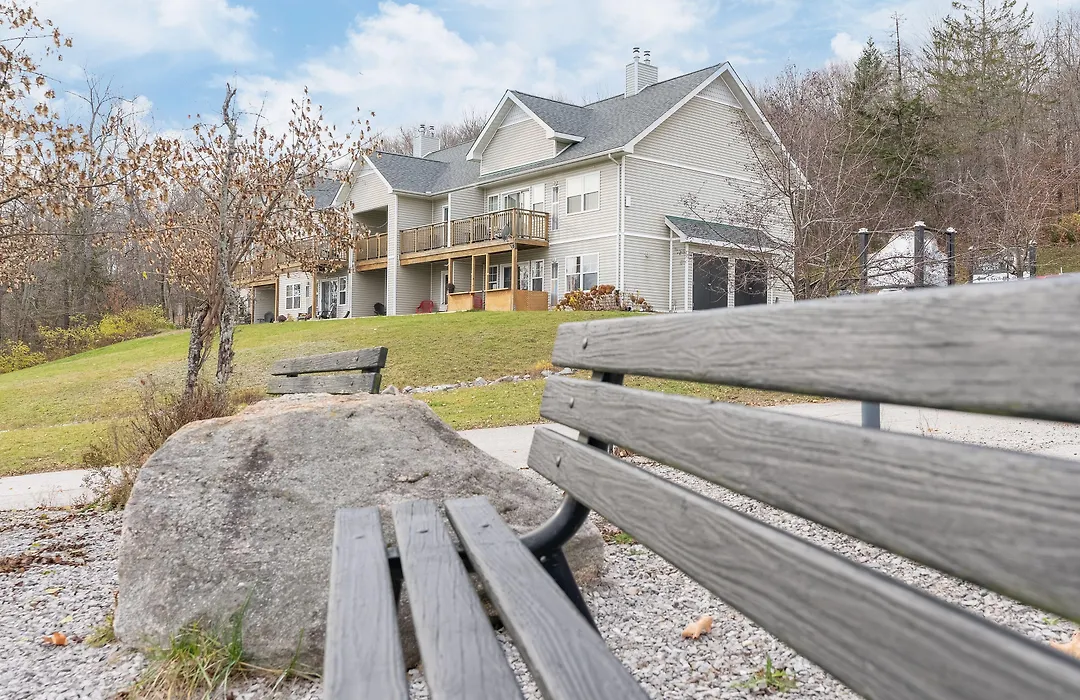 Getaways At Haliburton Heights-1