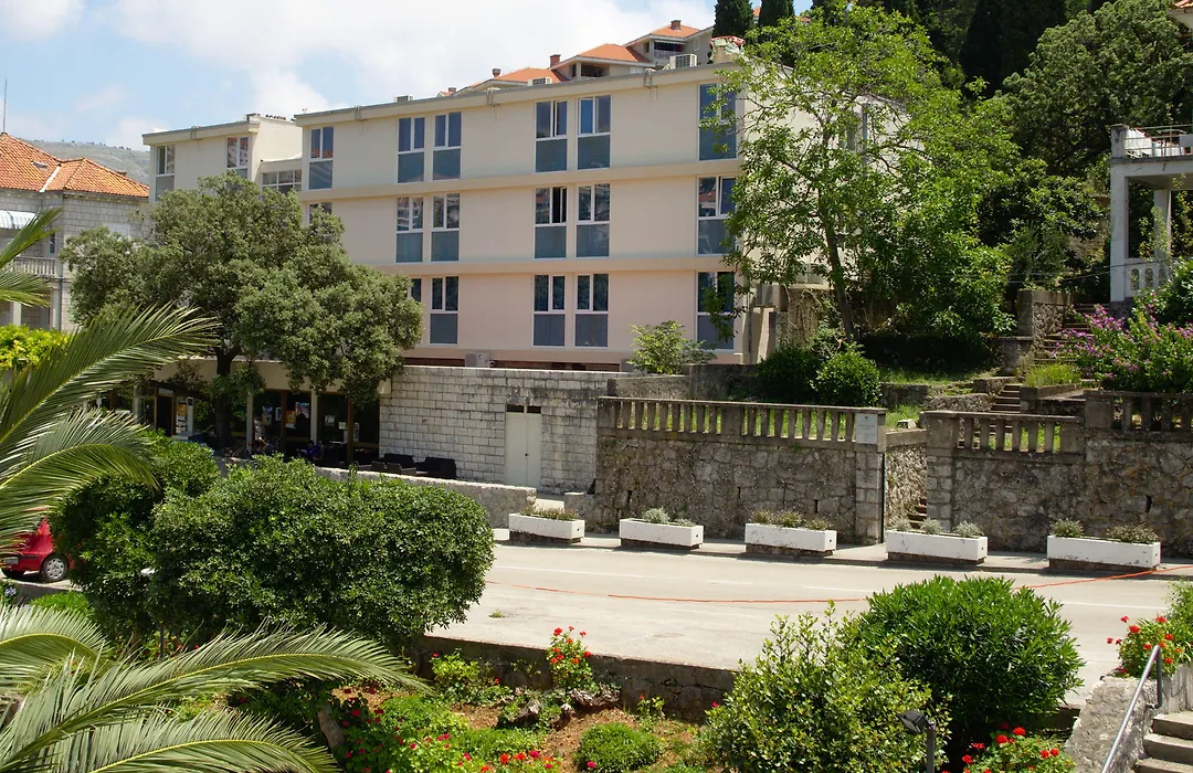 Hotel Komodor-1