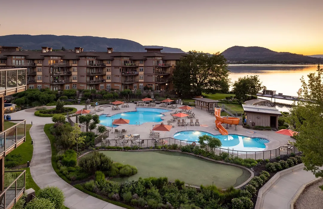 The Cove Lakeside Resort-1