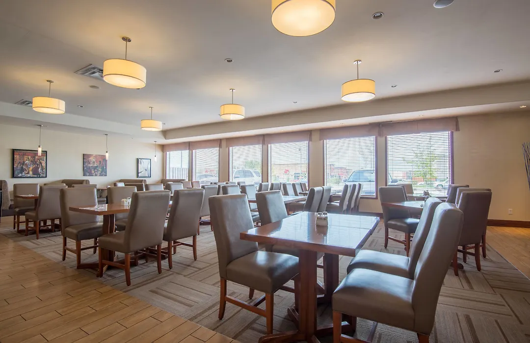 Four Points By Sheraton Saskatoon-1
