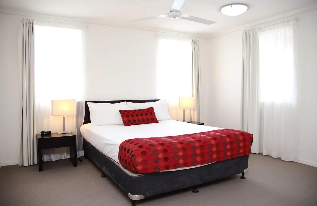 Cairns Central Plaza Apartment Hotel Official-1