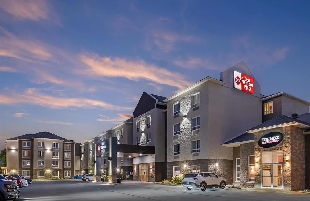 Best Western Plus Dartmouth Hotel&Suites-1