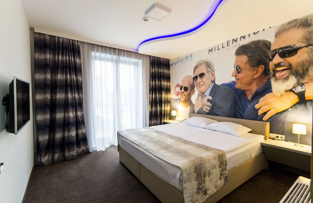 Garni Hotel Hollywoodland Wellness & Aquapark-1