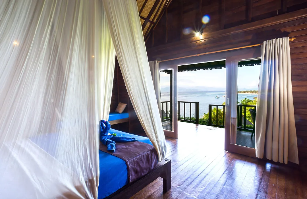 Song Lambung Beach Huts-1