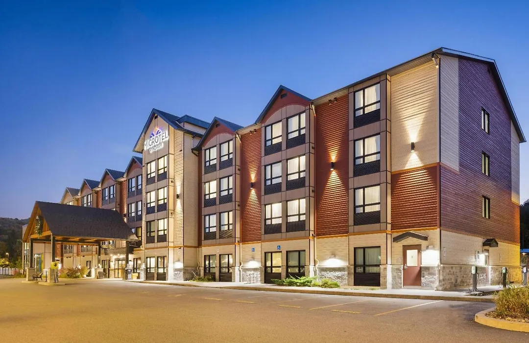 Microtel Inn & Suites By Wyndham Mont Tremblant-1
