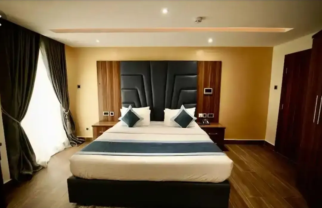 De Rembrandt Hotels And Suites-1