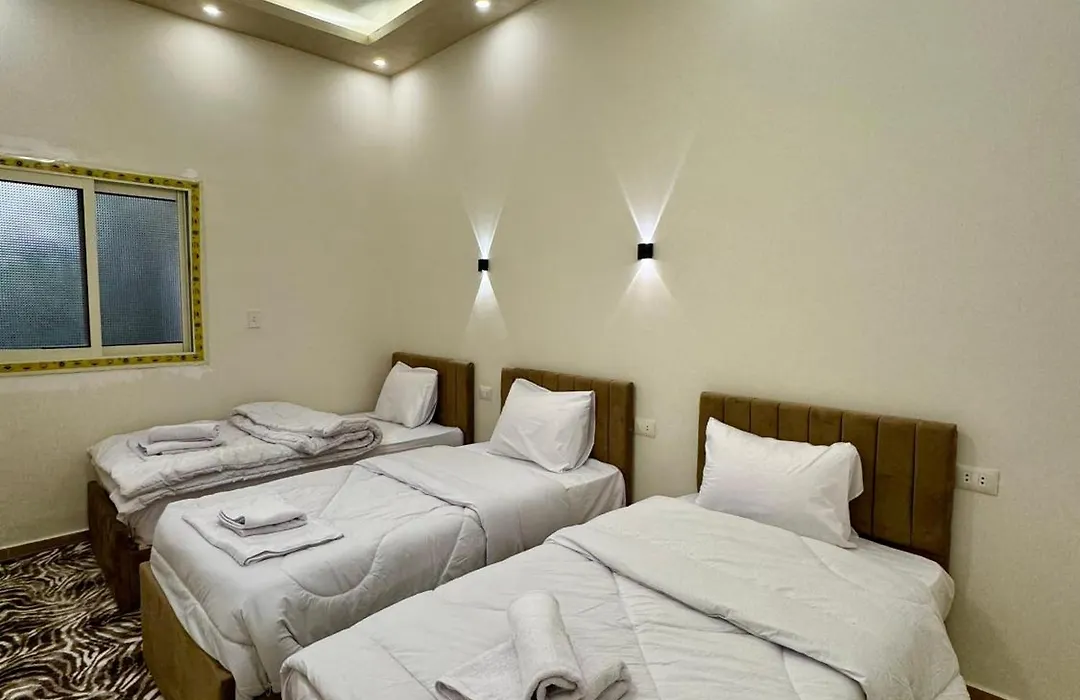Yoya Hur Pyramids Inn-1