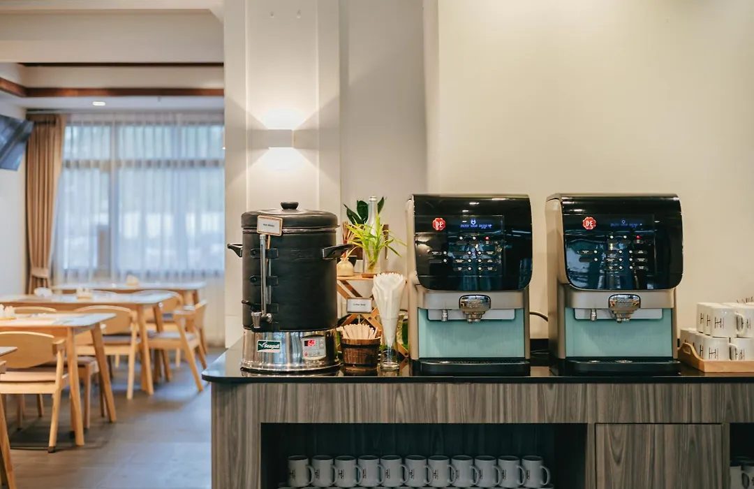 Heeton Concept Hotel Pattaya By Compass Hospitality-1
