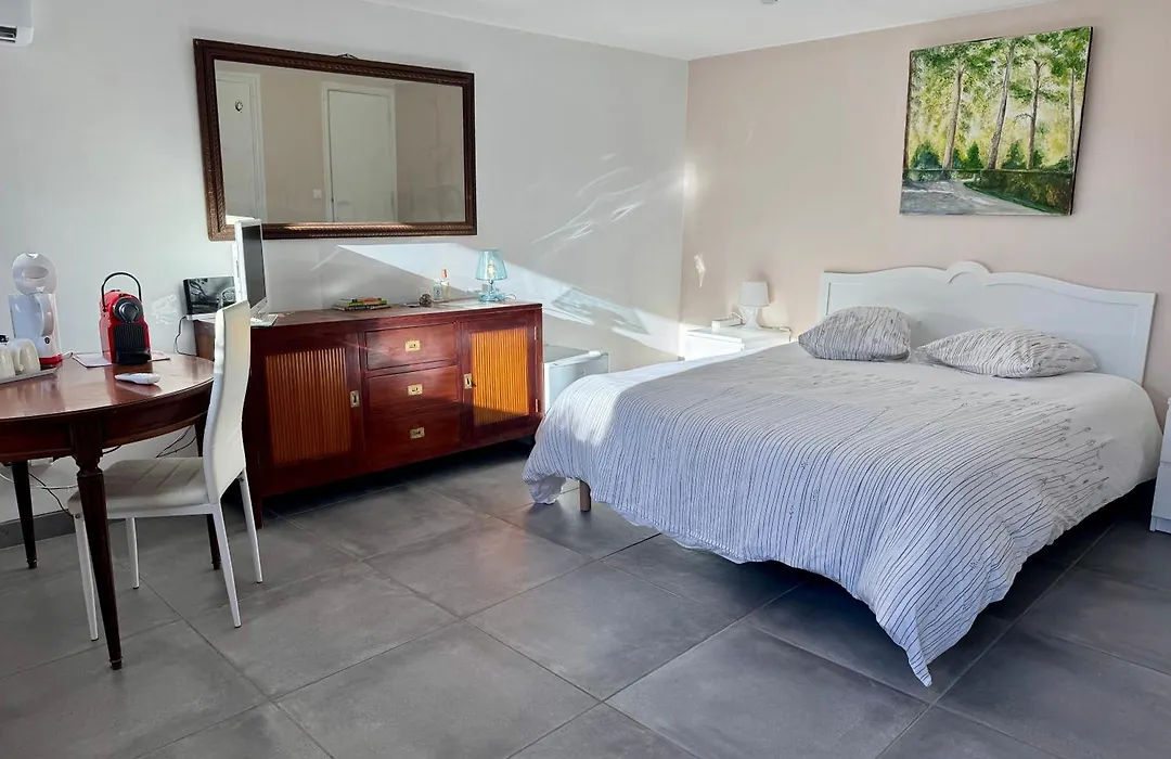 Chambre D'Hotes A L'Ancre Marine De La Villa Rose-1