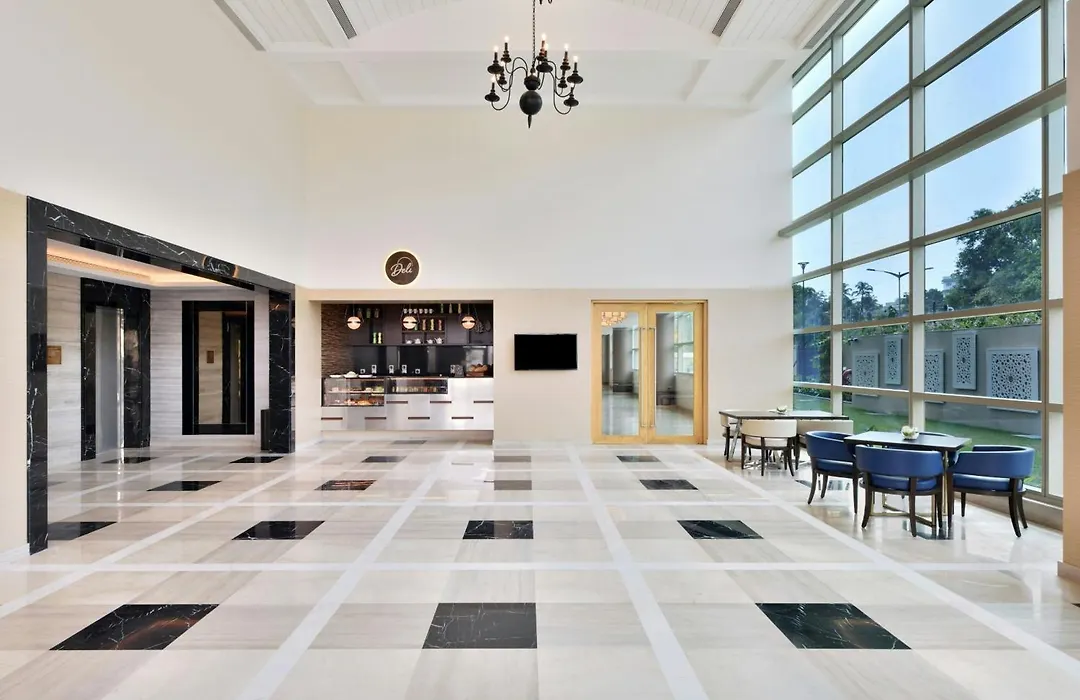 Courtyard By Marriott Kochi Infopark-1