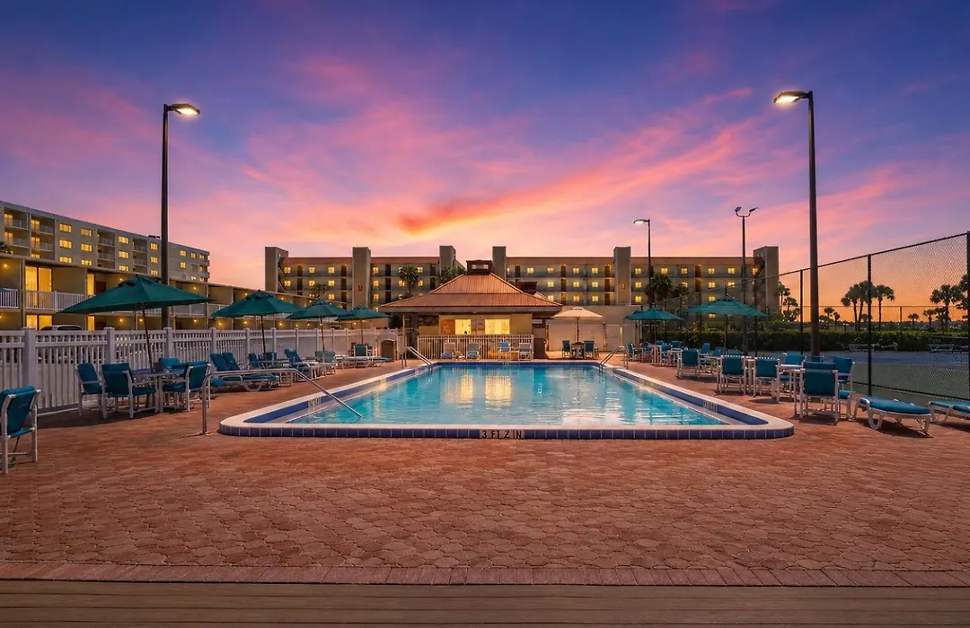 Ocean Landings Resort Cocoa Beach Port Canaveral-1