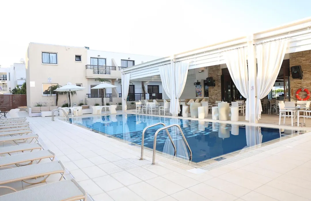 Senator Hotel Apartments - Adults Only-1