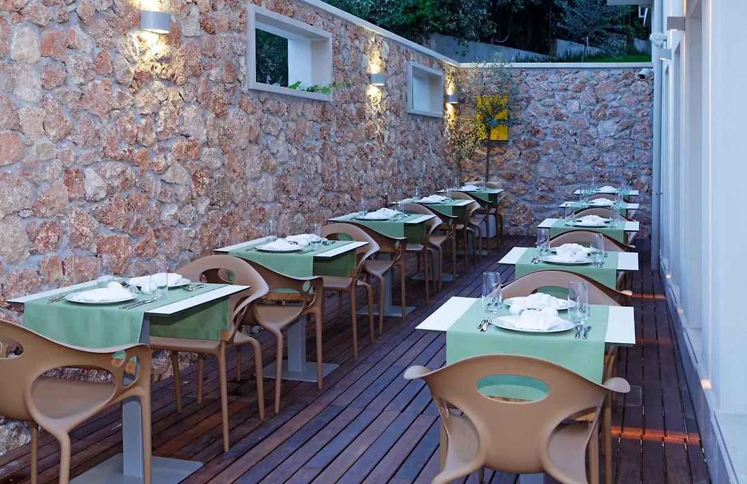 Boutique Hotel Bol-1