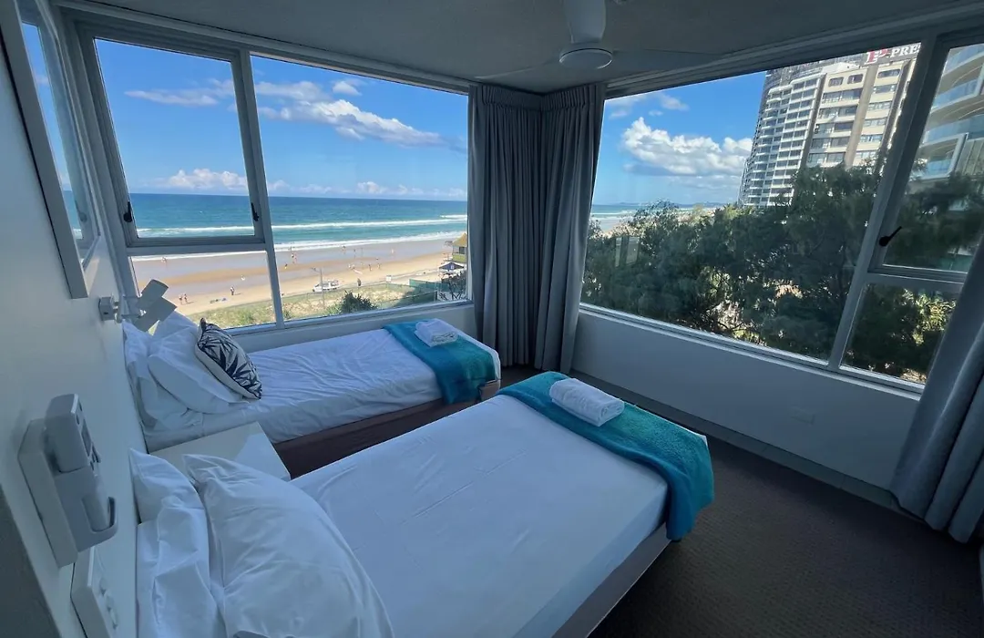 One The Esplanade Apartments On Surfers Paradise-1