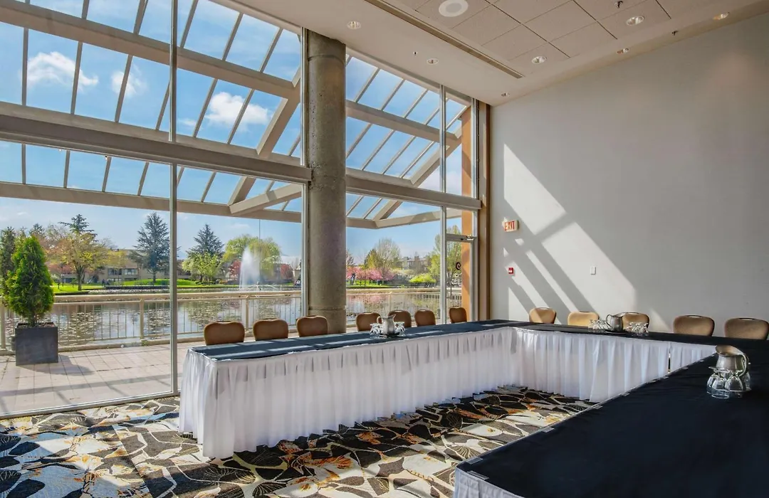 Coast Chilliwack Hotel By Apa-1