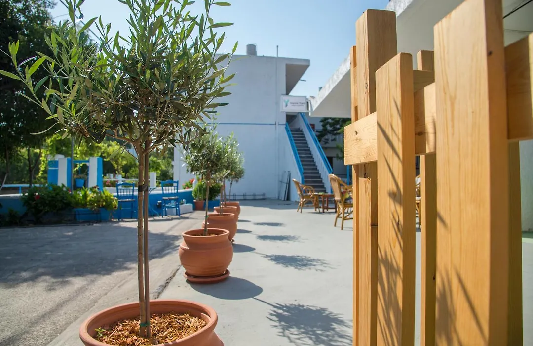 Yiannis Yard Studios & Apartments-1
