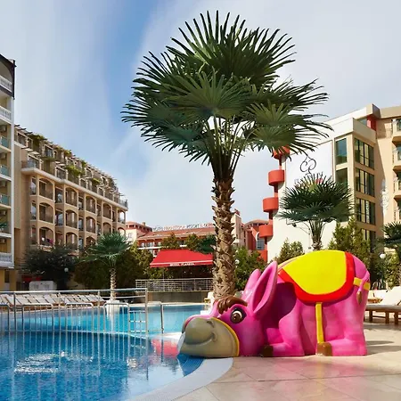 Planeta Hotel & Aquapark Free Beach Access-2